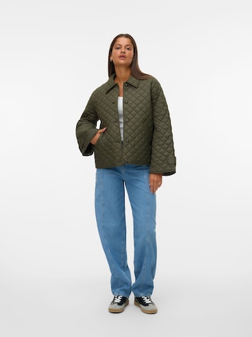VERO MODA - Chaqueta de invierno 'VMHolte' en verde