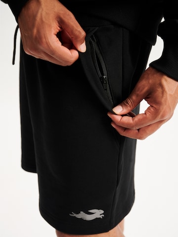 Pacemaker - regular Pantalón deportivo en negro