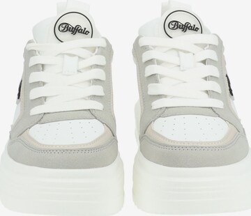 BUFFALO Sneakers 'Vectra' in White