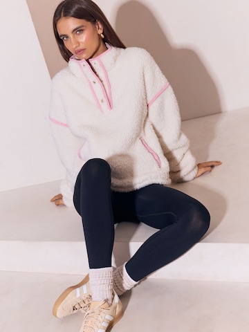 Pullover di Lipsy in beige