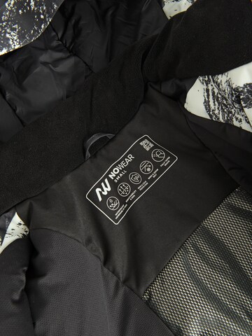 NoWear Urheilutakki värissä musta