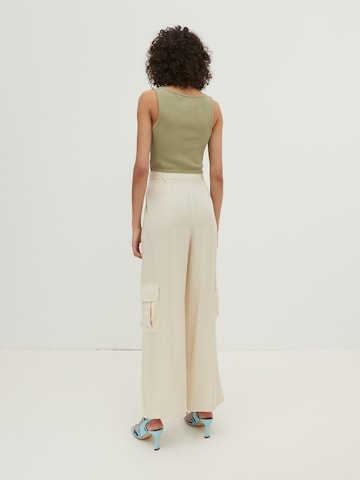 EDITED Wide leg Cargobroek 'Briana' in Beige