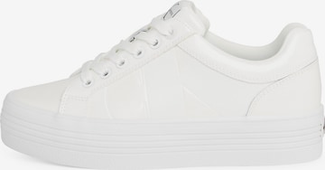 Baskets basses Calvin Klein Jeans en blanc : devant