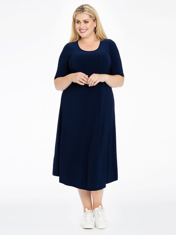 Yoek Dress in Blue