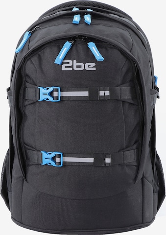 2be Rucksack in Schwarz: Vorderseite
