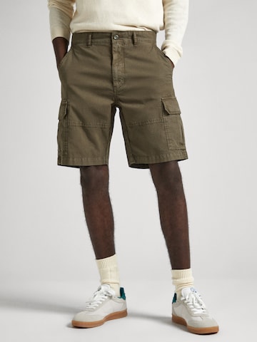 Pepe Jeans Regular Cargo Pants in Green: front