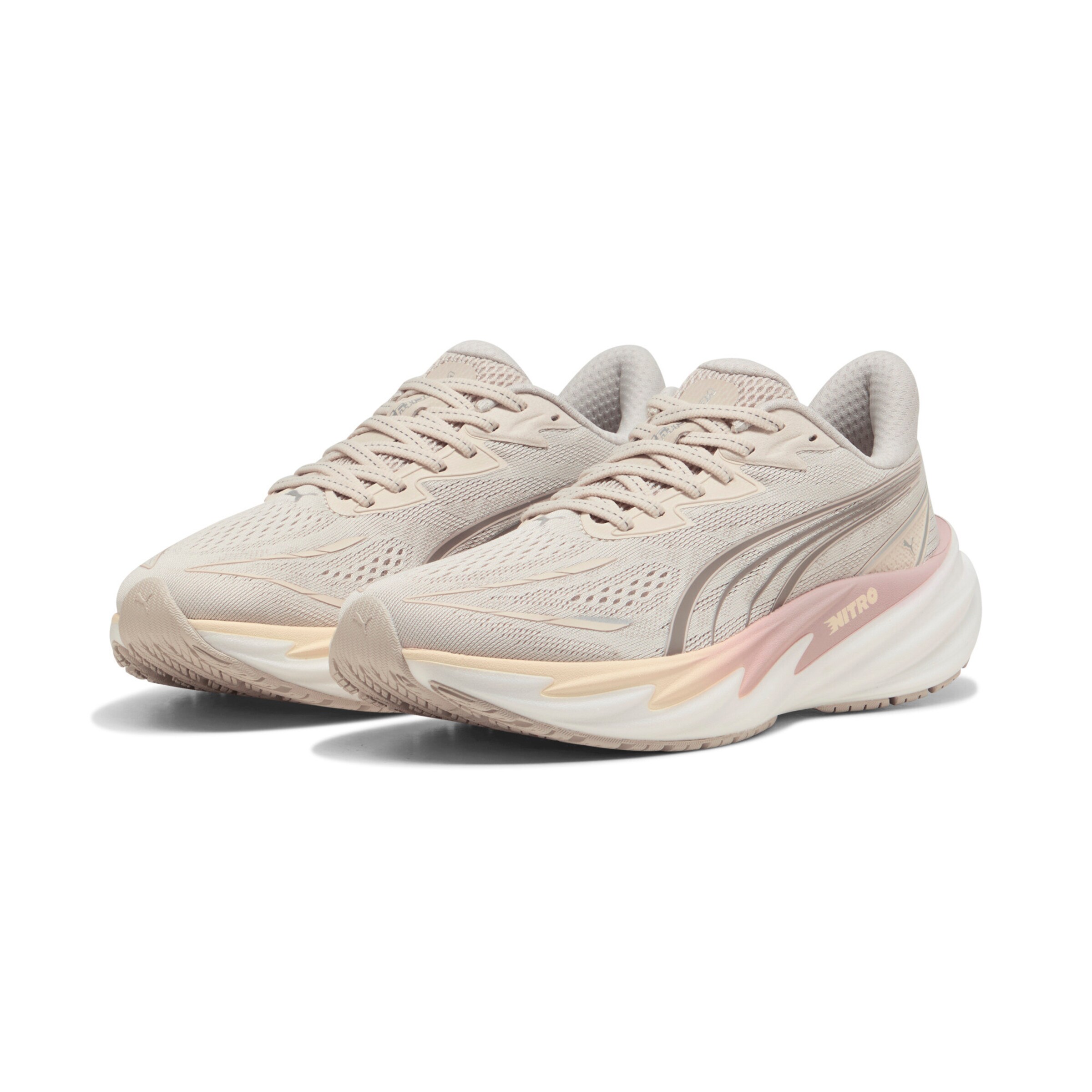 PUMA Laufschuh in Grau