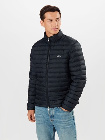 GANT Between-Season Jacket in Black: front