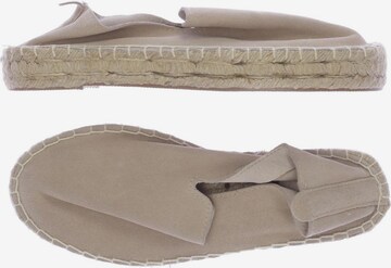Reserved Flats & Loafers in 36 in Beige: front