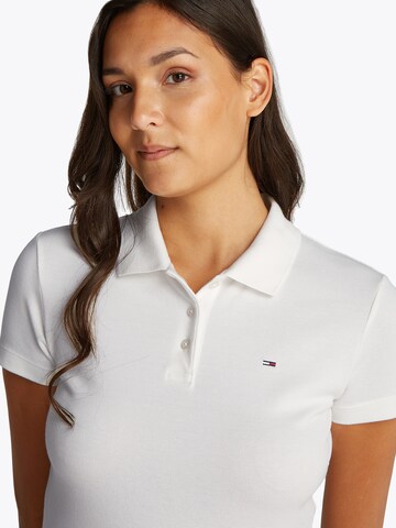 Maglietta 'ESSENTIAL' di Tommy Jeans in bianco