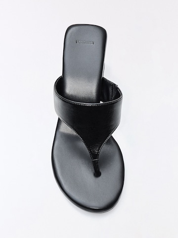 Bershka Žabky – černá