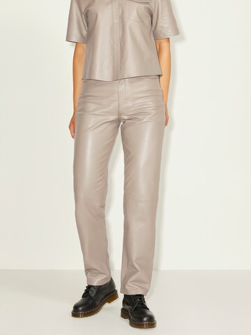 JJXX Loose fit Trousers 'Grace' in Brown