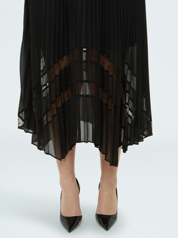 Fiorella Rubino Dress in Black