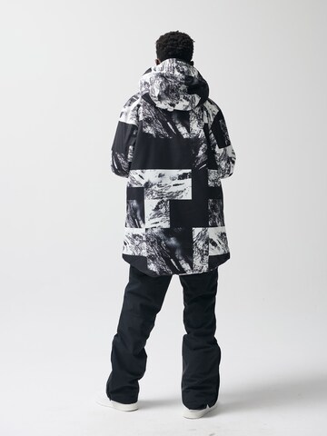 NoWear Urheilutakki värissä musta: takapuoli