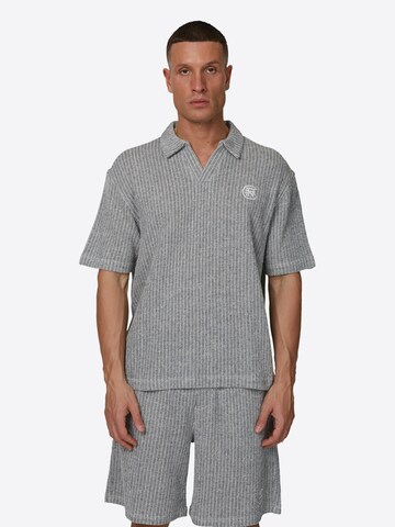 T-Shirt Good For Nothing en gris : devant