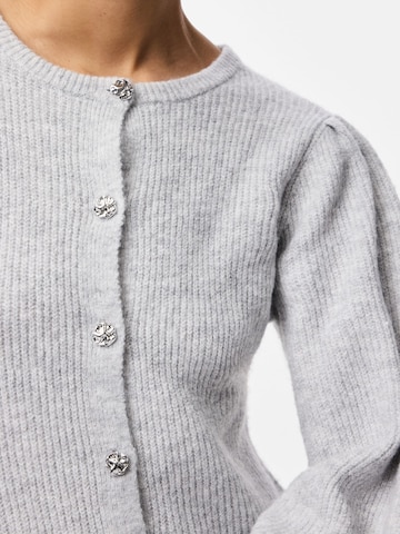 PIECES Gebreid vest 'PCAnnie' in Grijs