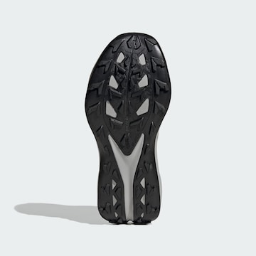 ADIDAS TERREX Loopschoen 'Tracefinder Plus' in Grijs