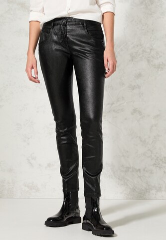STREET ONE Slim fit Pants in Black: front