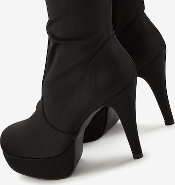 LASCANA Belle Affaire Boots 'Belle Affaire' in Black