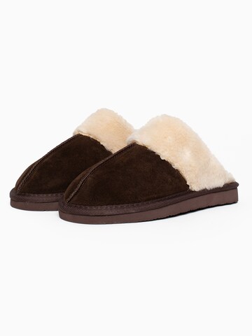 Pantoufle 'Chesney Slide' Minnetonka en marron