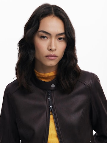 Veste mi-saison Desigual en marron