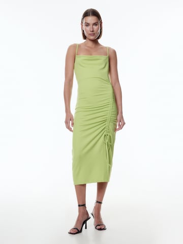 EDITED Dress 'Glenn' in Green