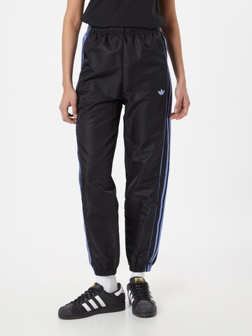 Tapered Pantaloni '3-Stripes ' de la ADIDAS ORIGINALS pe negru: față