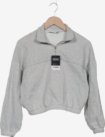 WEEKDAY Sweatshirt & Zip-Up Hoodie in S in Grey: front