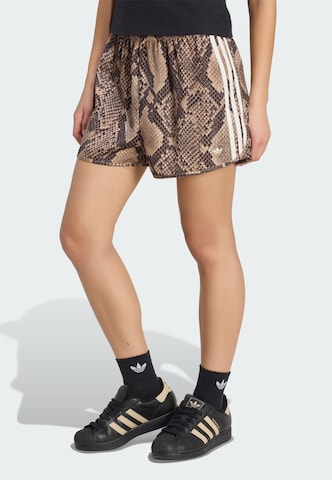 ADIDAS ORIGINALS Loosefit Broek 'STN' in Beige: voorkant