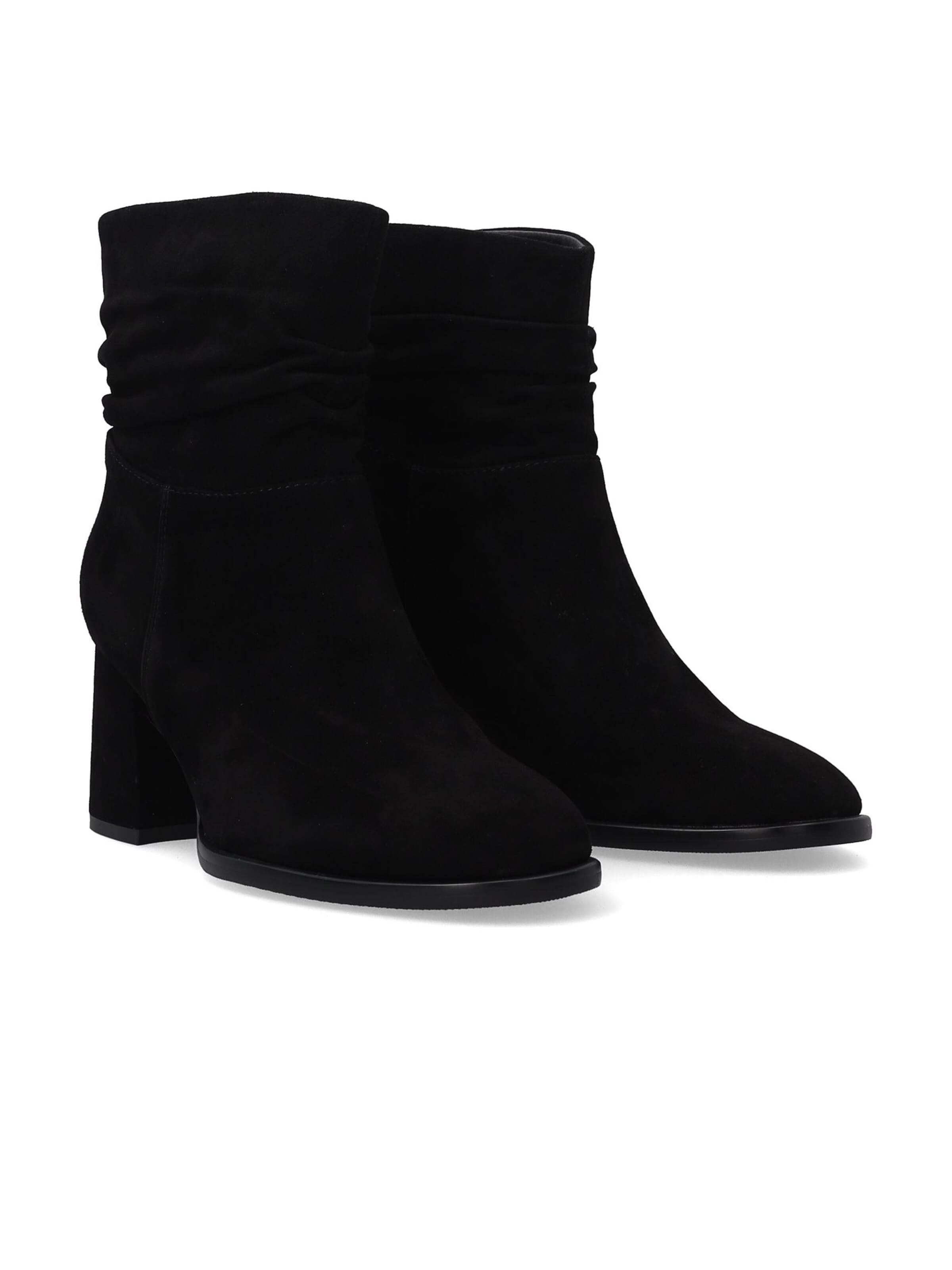 VENEZIA Ankle Boots in Black