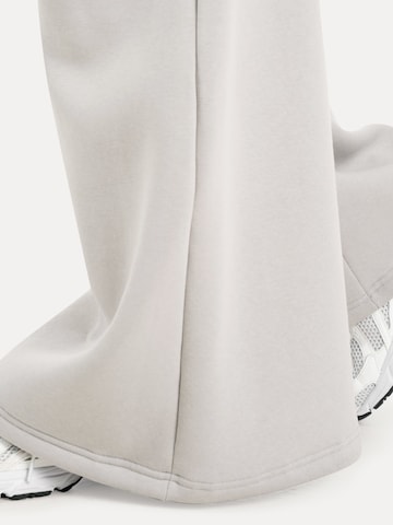 Loosefit Pantalon ' Sylva ' Smilodox en gris