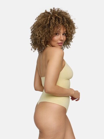 Body modellante 'Neckholder Shapewear mit String' di cfab (formerly creamy fabrics) in giallo