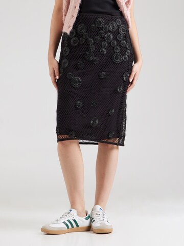 Gonna di & Other Stories in nero: frontale