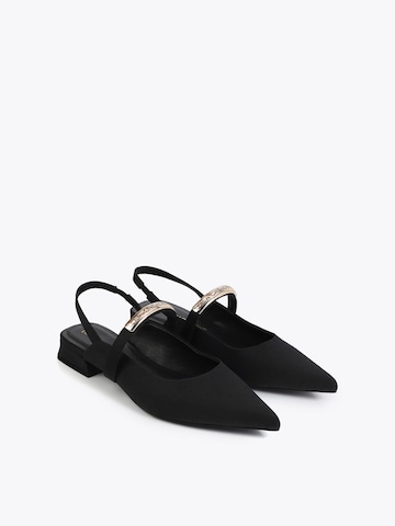 Lola Casademunt Ballerina in Schwarz