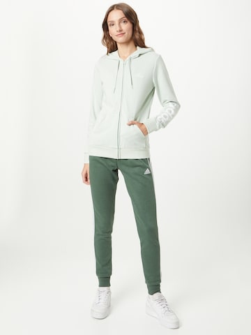 ADIDAS SPORTSWEAR Tapered Sporthose 'Essentials Fleece 3-Stripes' in Grün: predná strana