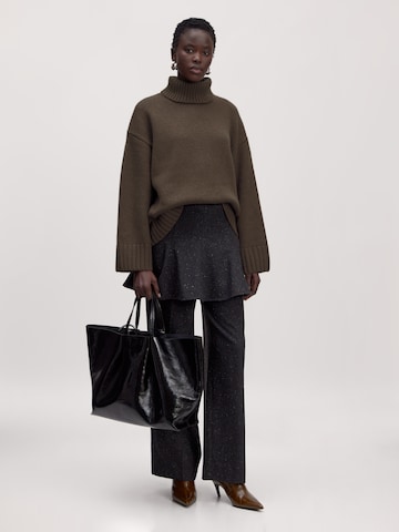 EDITED Pullover 'Eireen' in Braun: Vorderseite