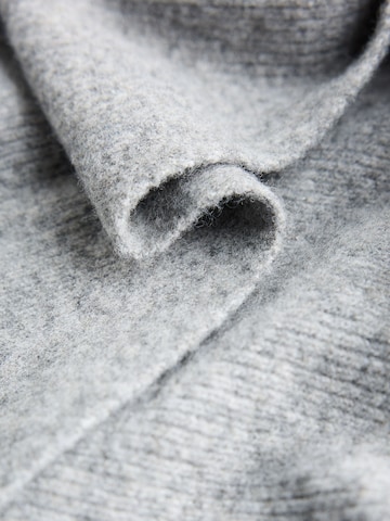 Bershka Tuch in Grau