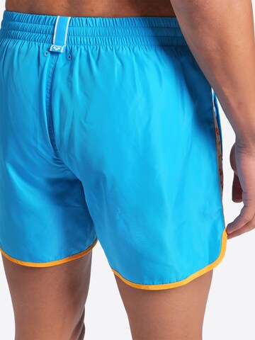 Pantaloncini da bagno 'TEAM STRIPE' di ARENA in blu