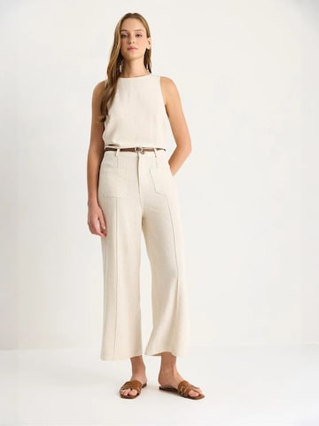 Bianco Lucci Loose fit Trousers with creases in Beige