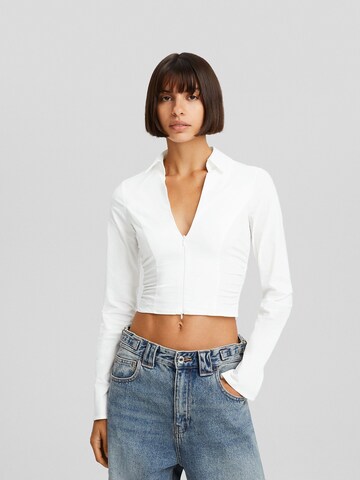 Bershka Blouse in White: front