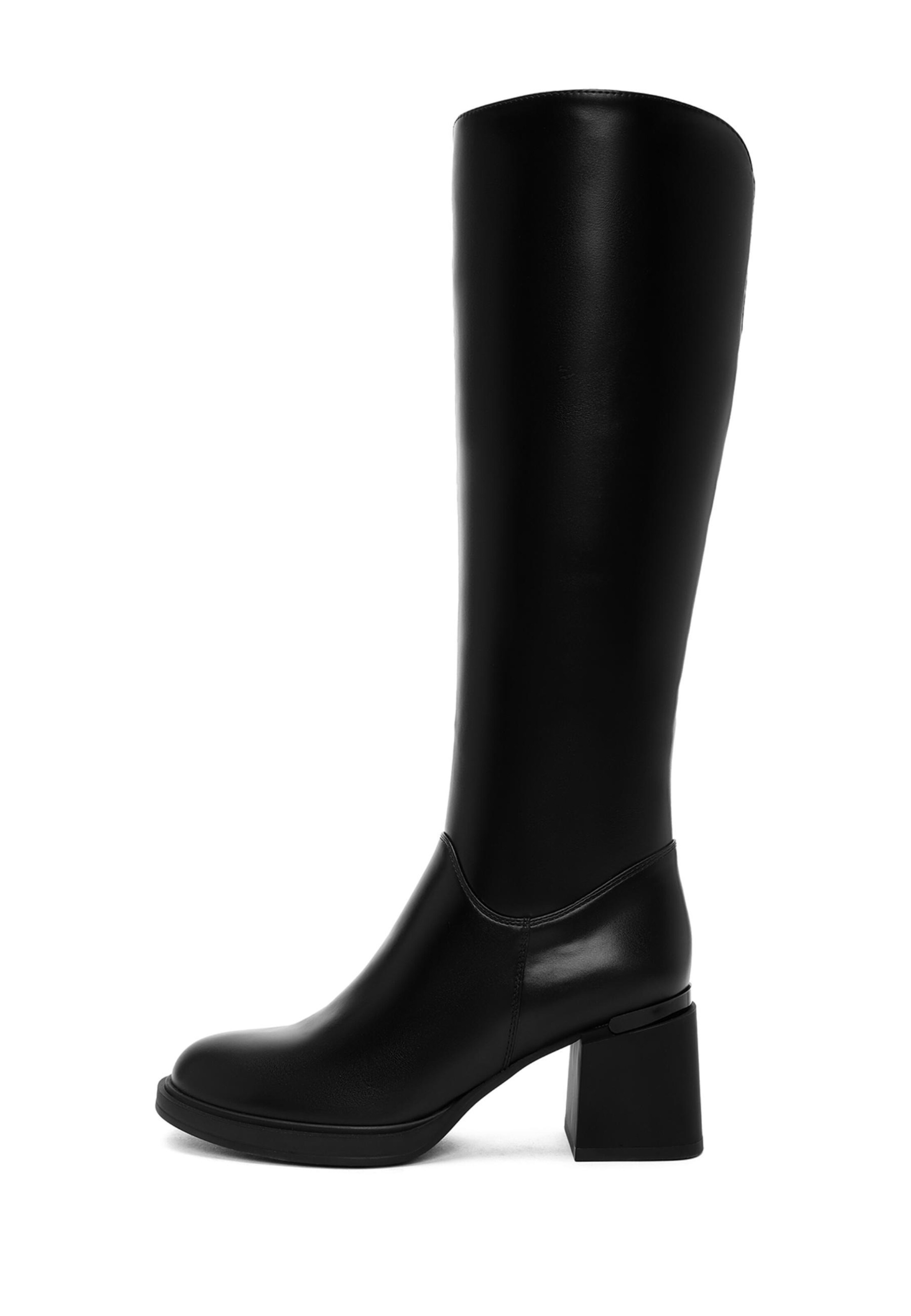 Derimod Stiefel in Schwarz: Vorderseite