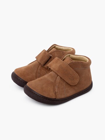 Pisamonas - Bota em cinzento