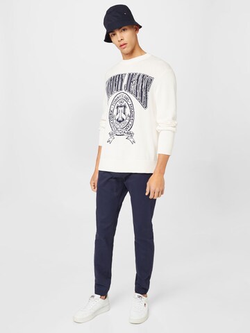 Tommy Jeans Tapered Pants 'Scanton' in Blue