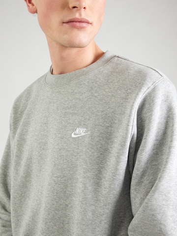 Nike SportswearSweater majica 'CLUB' - siva boja