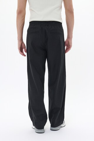 Regular Pantalon 'MABarton' Matinique en noir