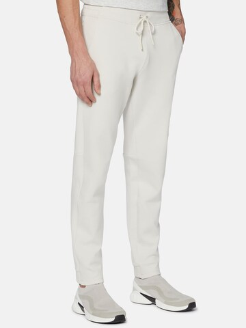 Boggi Milano Slim fit Pants in White: front