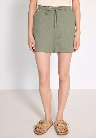Street One Studio Loosefit Shorts in Grün: Vorderseite