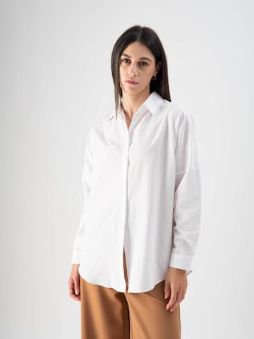 MND Bluse‌‌ in Weiß: Vorderseite