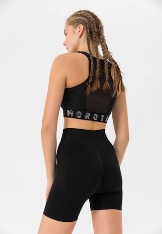 Skinny Pantaloni sportivi 'Naikan' di MOROTAI in nero