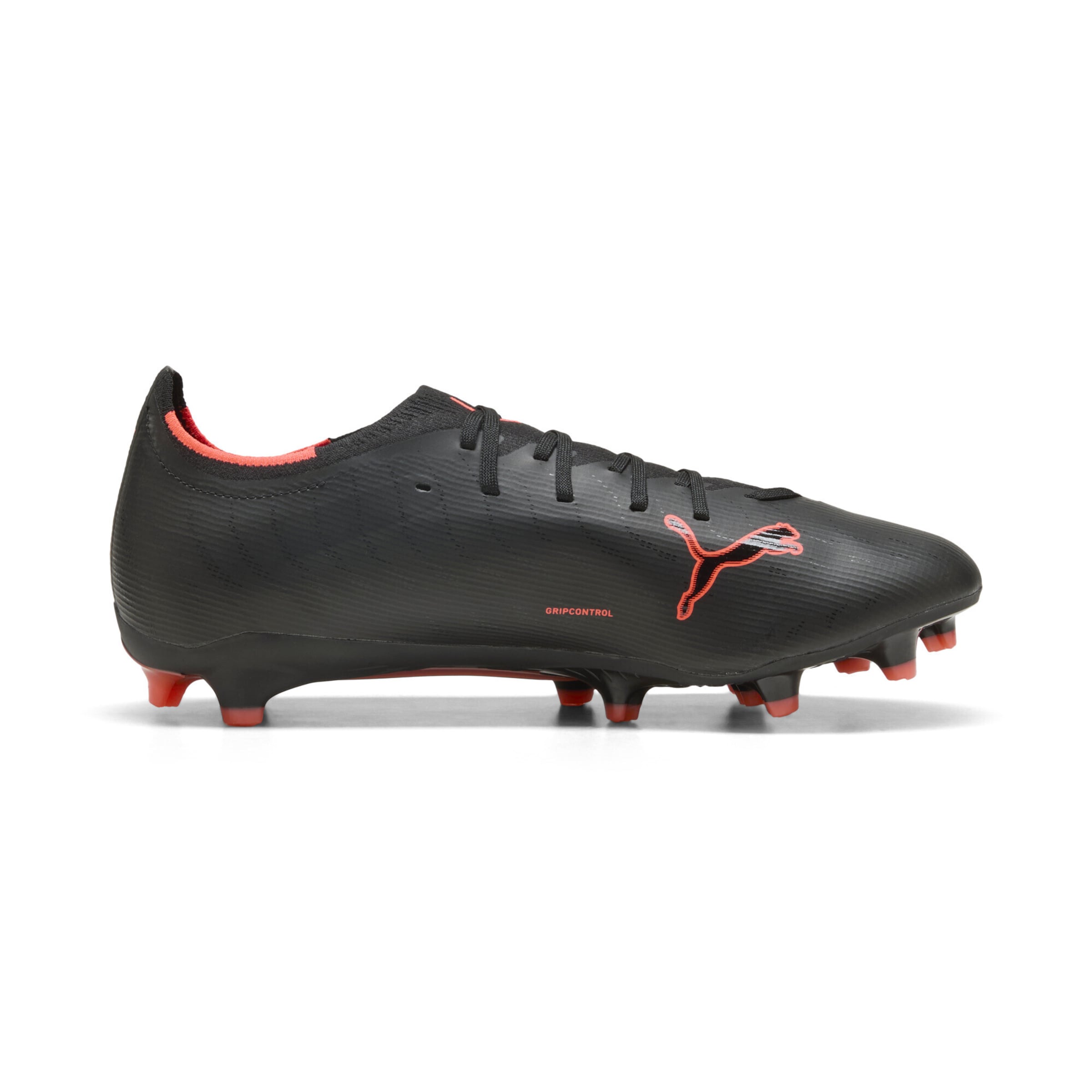 PUMA Soccer shoe 'Ultra 6 Match' in Black
